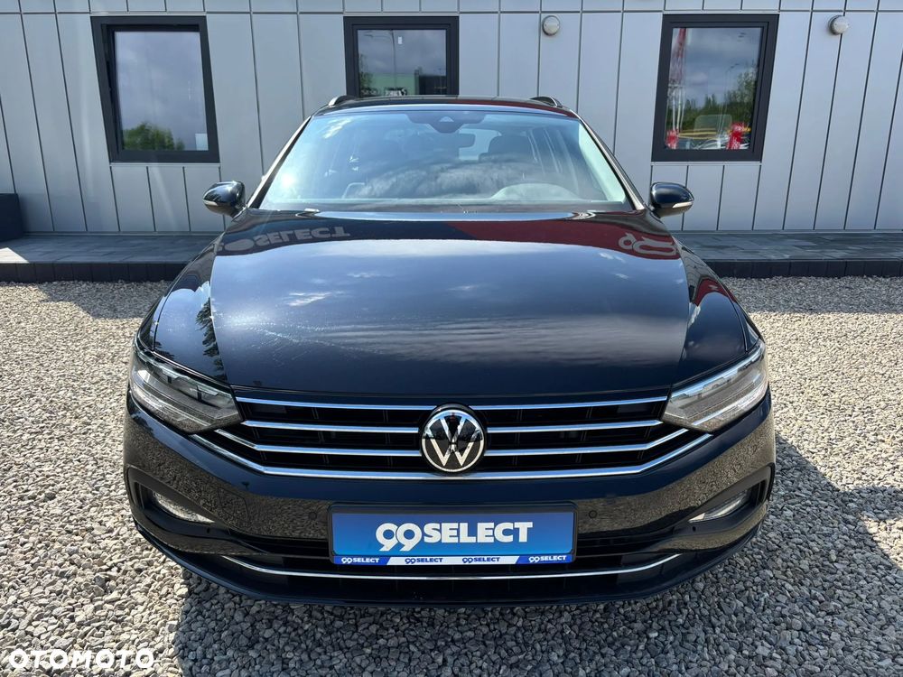 Volkswagen Passat - 8