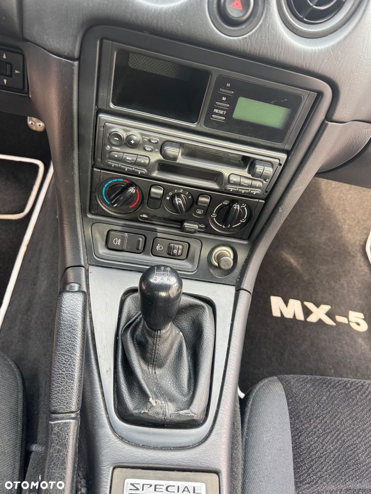 Mazda MX-5 1.6i 16V - 7