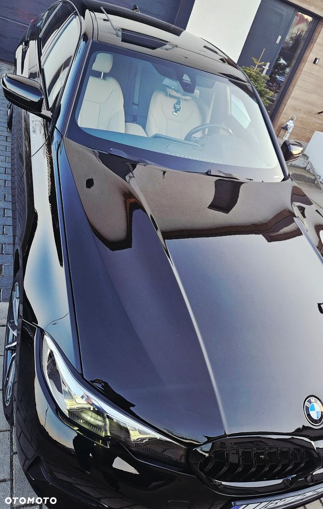 BMW Seria 3 330i Luxury Line sport - 2