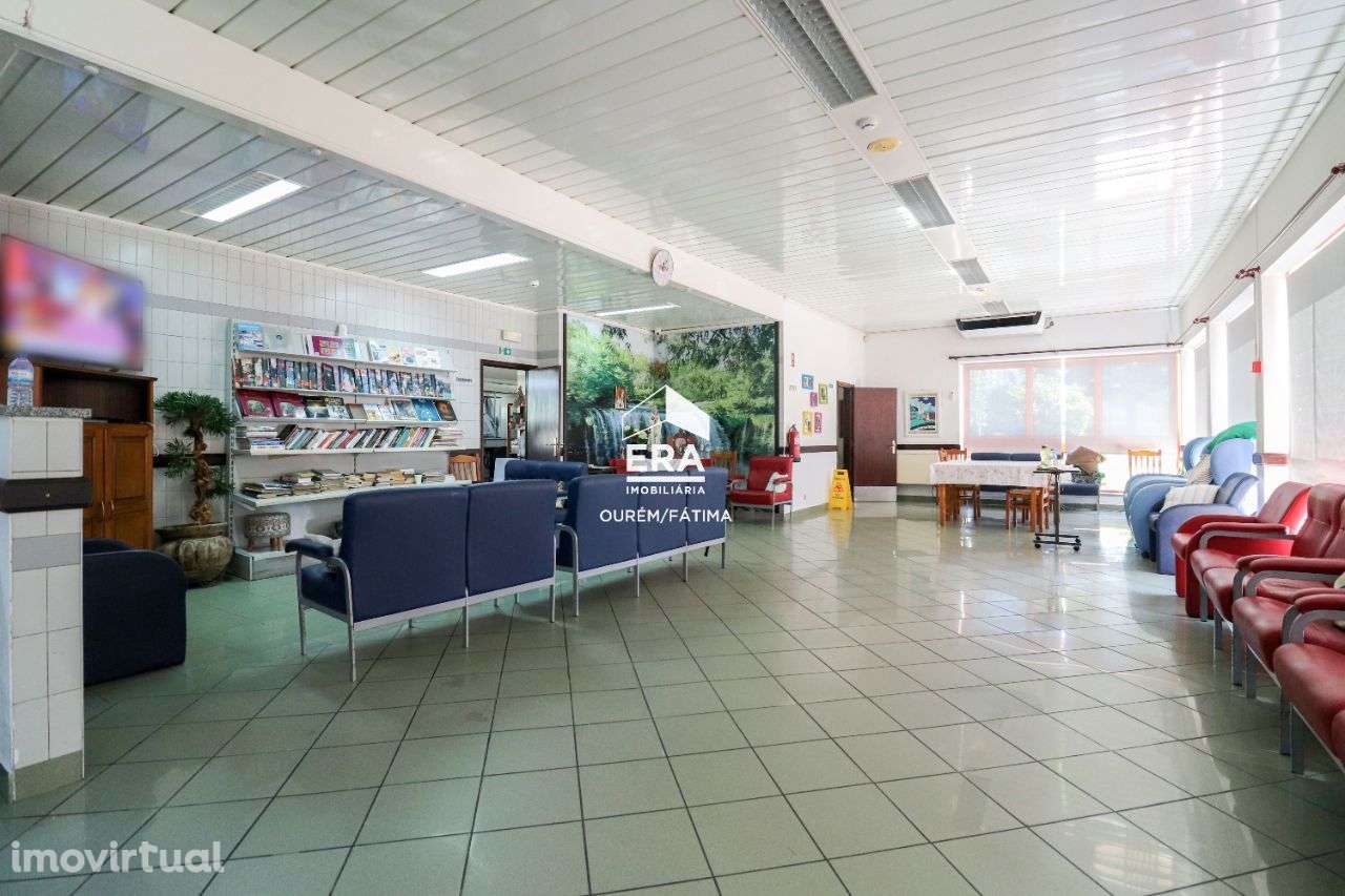 Lar com 60 quartos em Castelo Branco - Grande imagem: 5/53