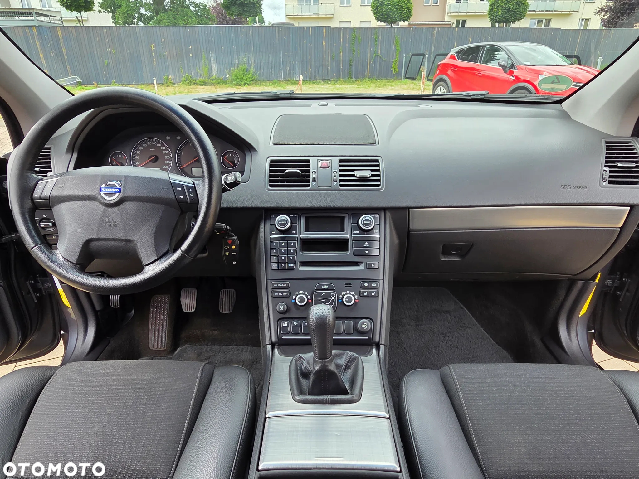Volvo XC 90 D5 Momentum - 25
