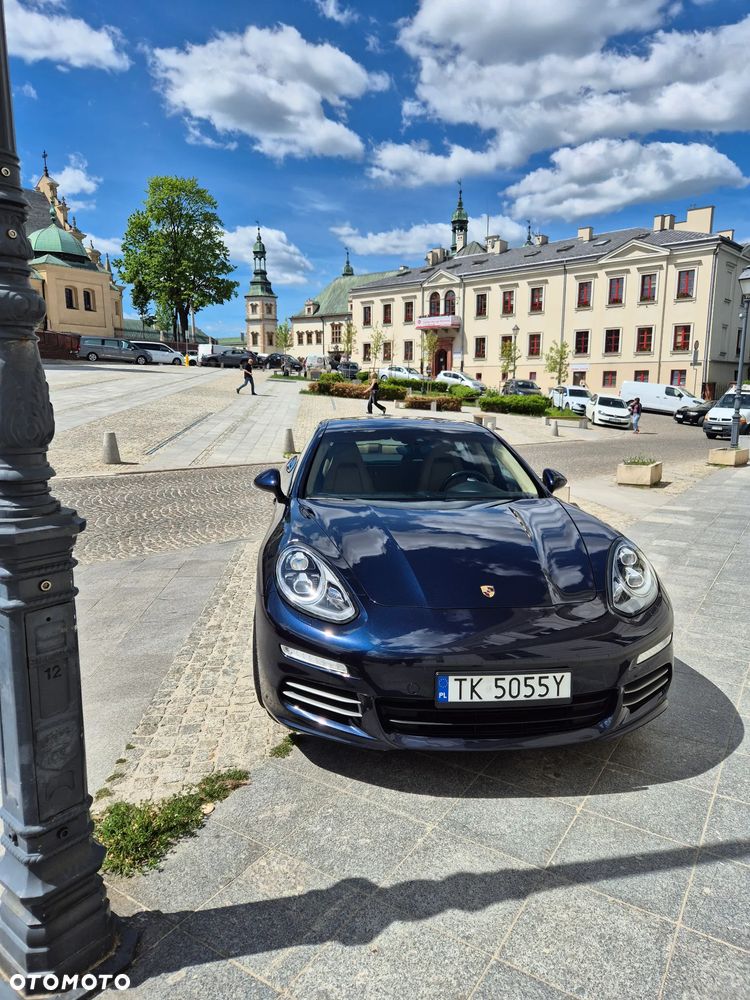 Porsche Panamera 4 Edition - 7