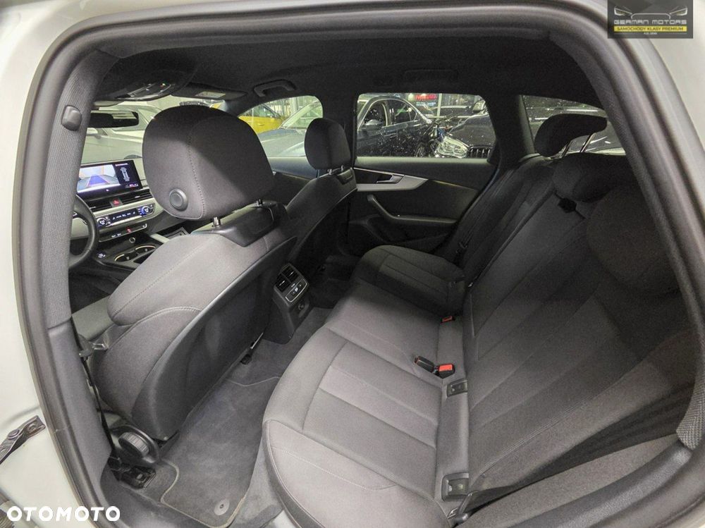 Audi A4 Avant - 30