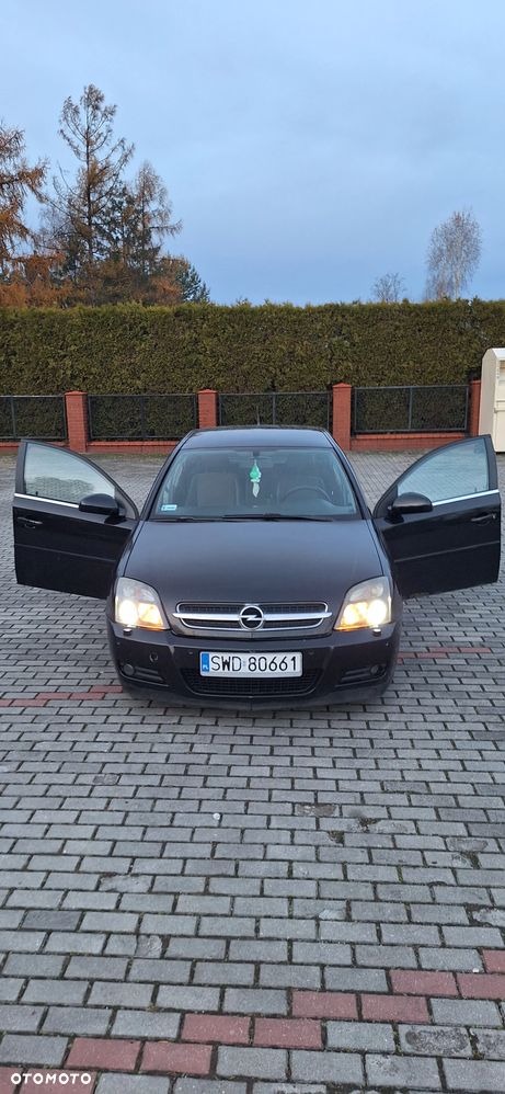 Opel Vectra 1.8 - 8