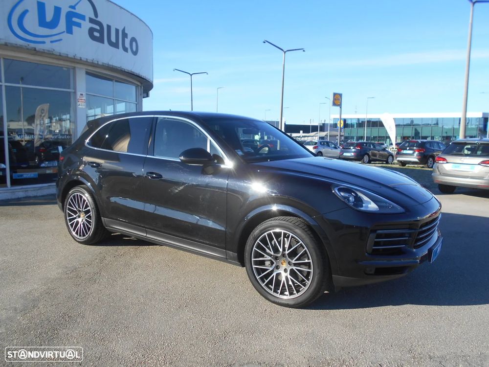 Porsche Cayenne S Platinum Edition - 3