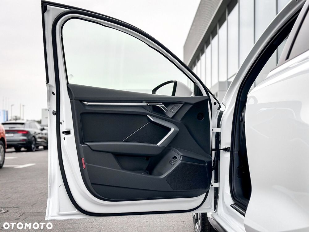 Audi A3 Sportback - 15