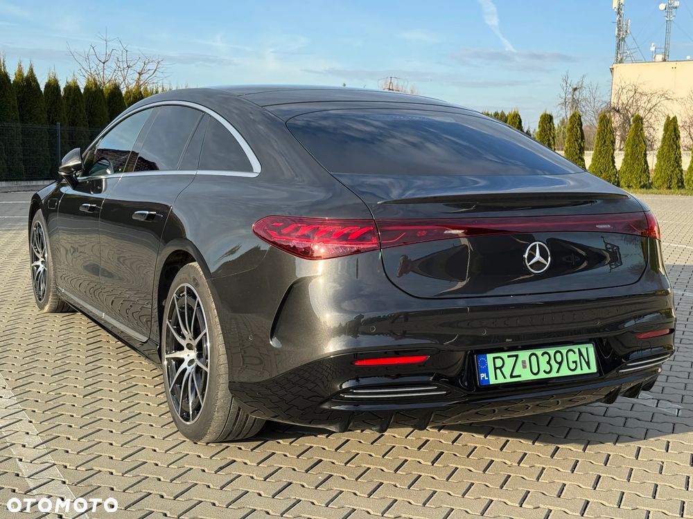 Mercedes-Benz EQS - 12