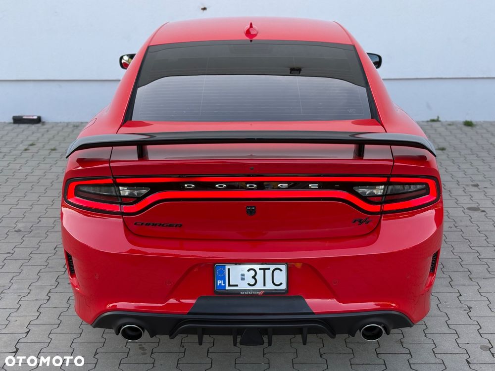 Dodge Charger 5.7 R/T - 12