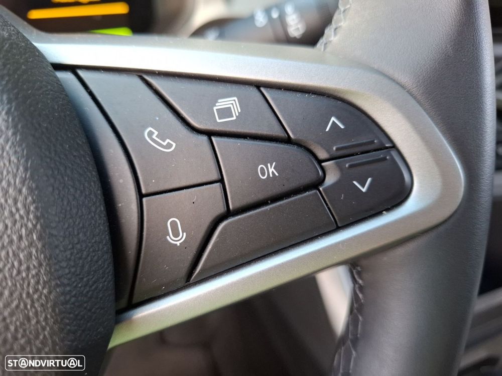 Dacia Bigster 1.8 Hybrid Journey - 18