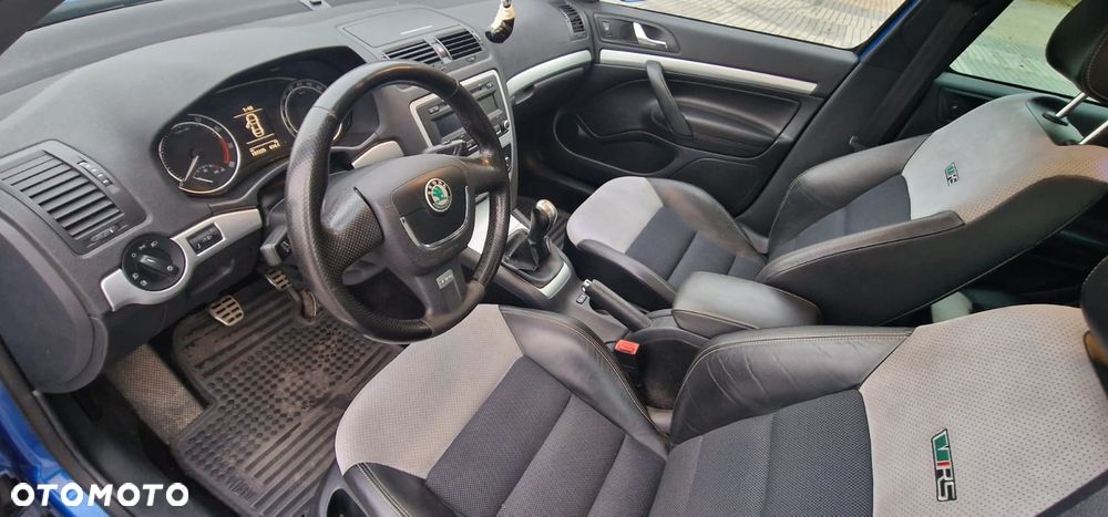 Skoda Octavia 2.0 TSI RS - 7