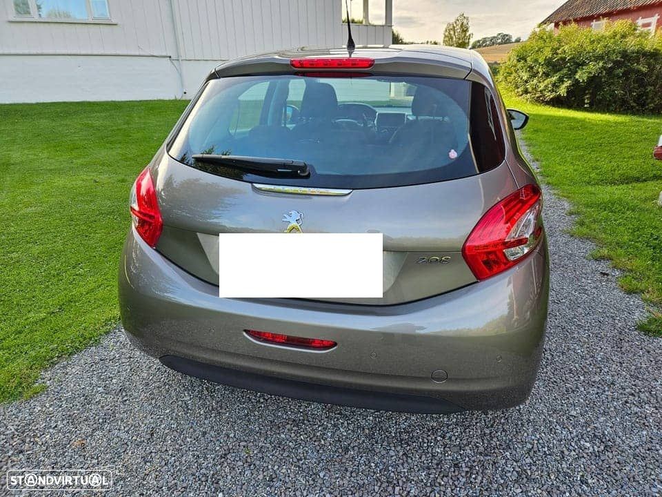 Peugeot 208 1.4 HDi Active - 4