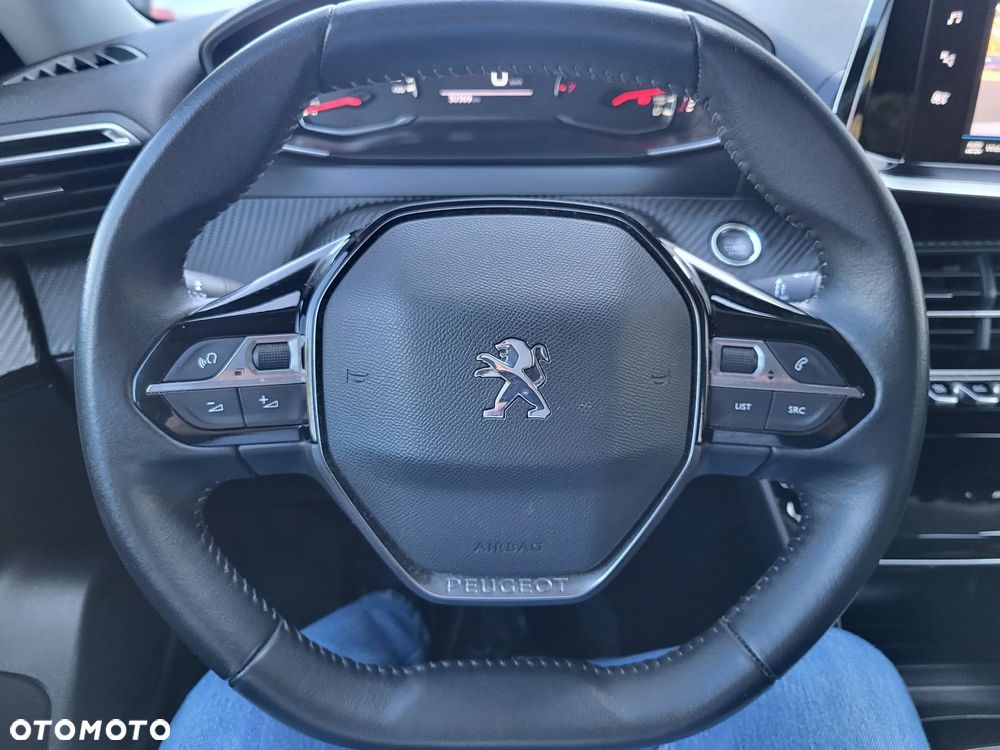 Peugeot 2008 1.2 PureTech Allure Pack S&S - 22