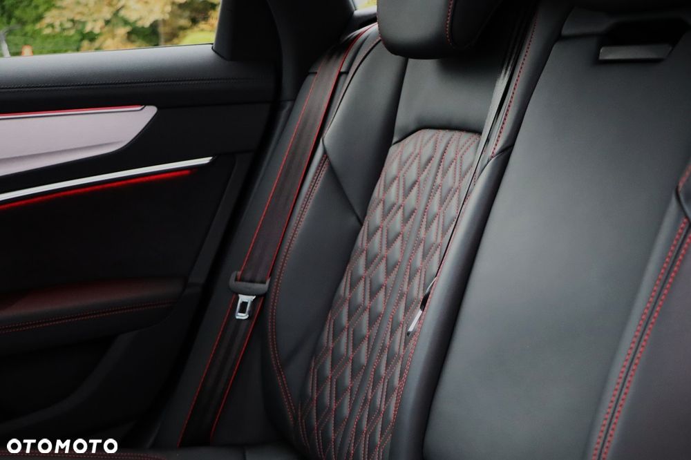 Audi A6 Avant - 25