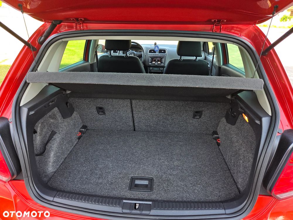 Volkswagen Polo 1.4 DSG Team - 27