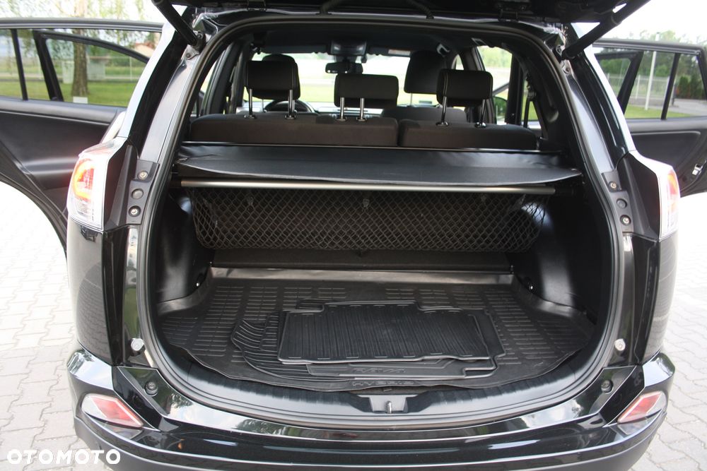 Toyota RAV4 Hybrid Style 4x2 - 22
