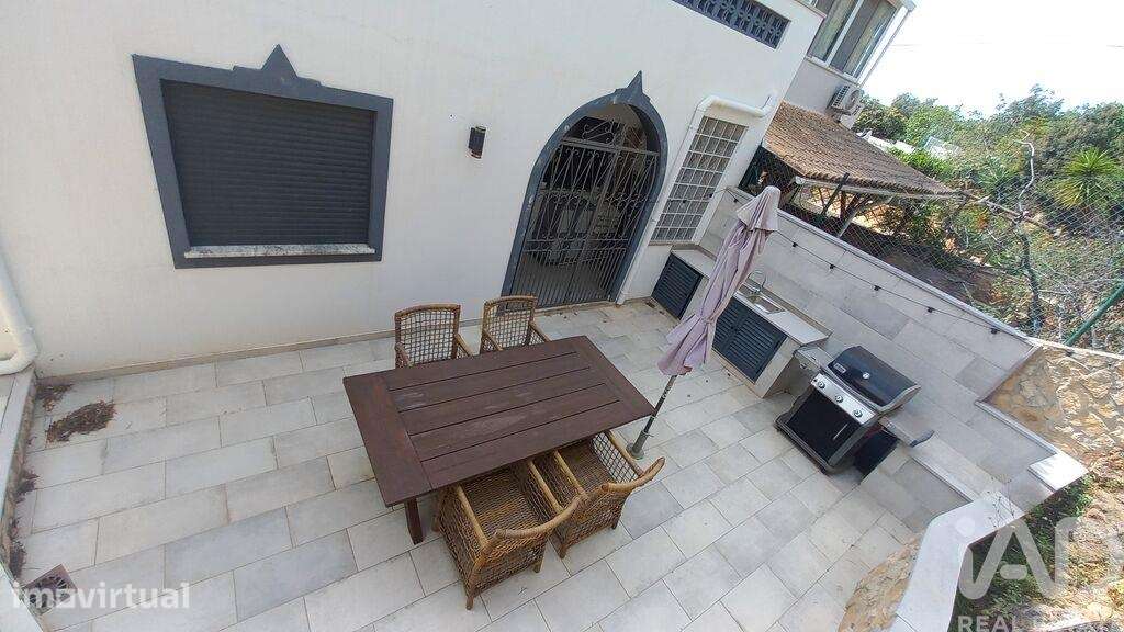 Moradia geminada T3 em Loulé (São Clemente) de 140 m2 - Grande imagem: 2/38
