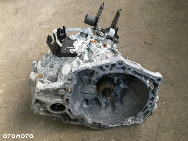 TOYOTA YARIS III 3 11- 14- LIFT SKRZYNIA BIEGÓW 1.33 MANUAL