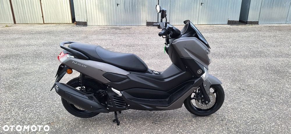 Yamaha NMAX - 15