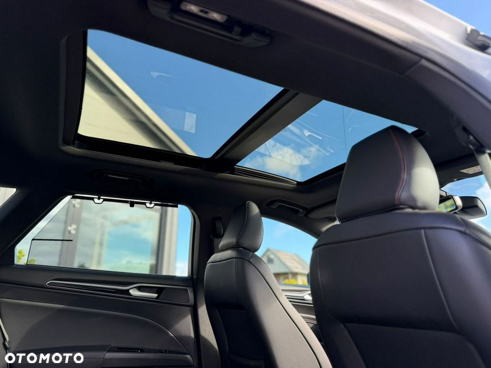 Ford Mondeo - 33