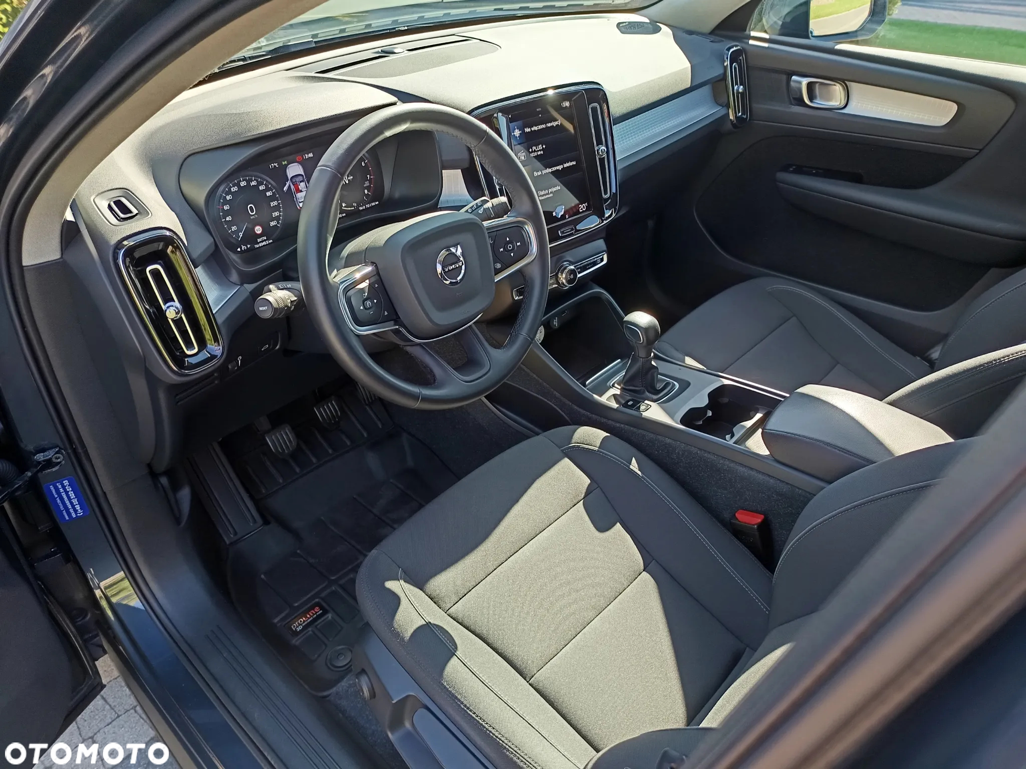 Volvo XC 40 T3 - 9