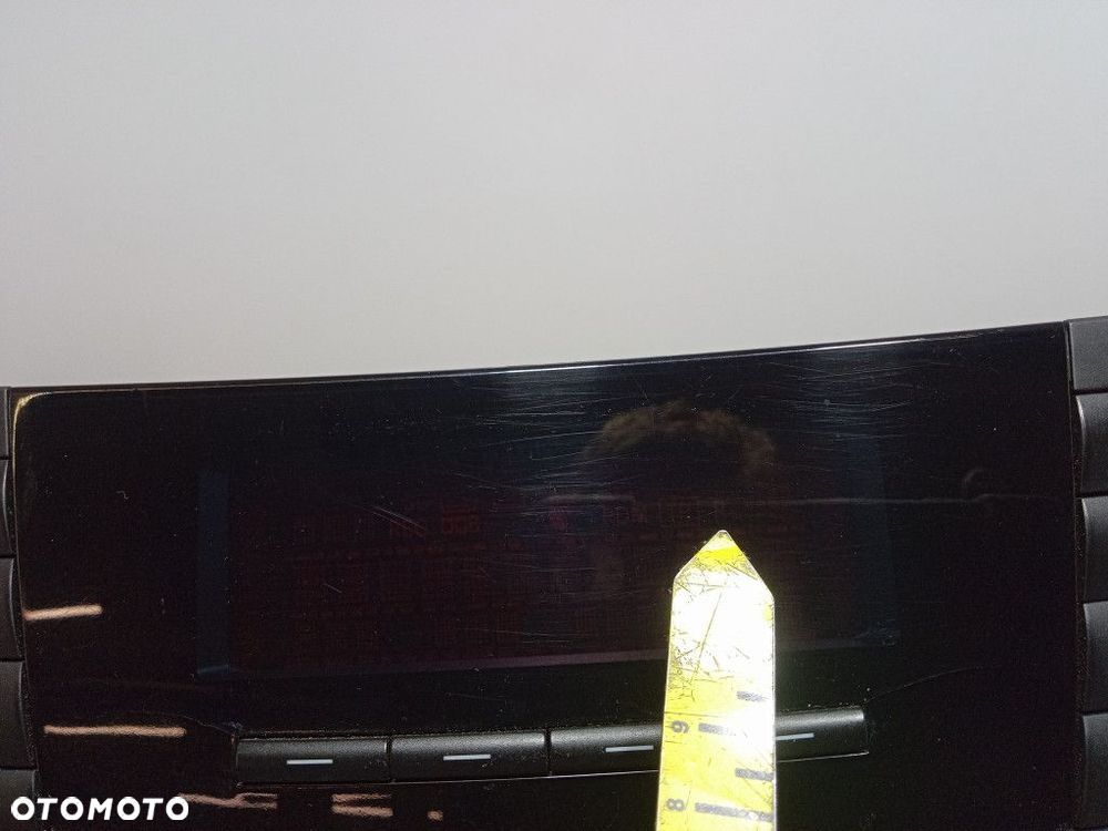 MERCEDES E KLASA W211 RADIOODTWARZACZ CD A2118209889 - 9
