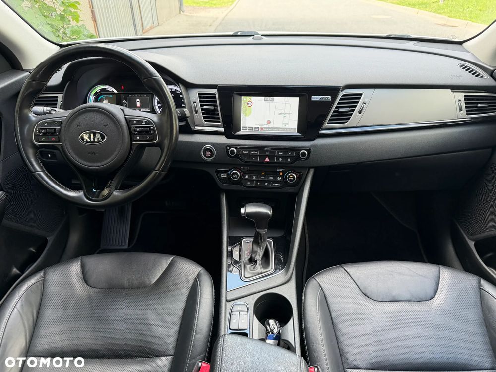 Kia Niro 1.6 GDI 2WD Vision - 4