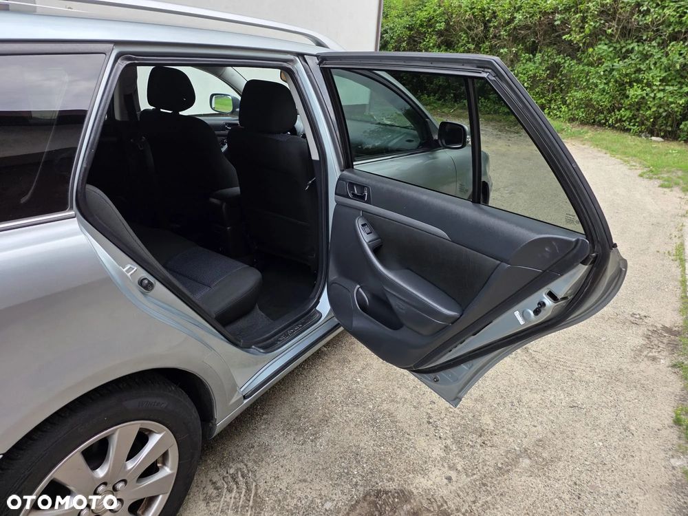 Toyota Avensis 1.8 VVT-i Edition - 12