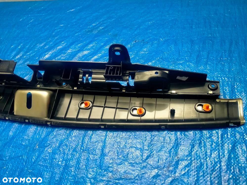 Mercedes W213 LIFT Kombi Osłona Na Pas Pasa Tył Bagażnika A2136900141 - 7