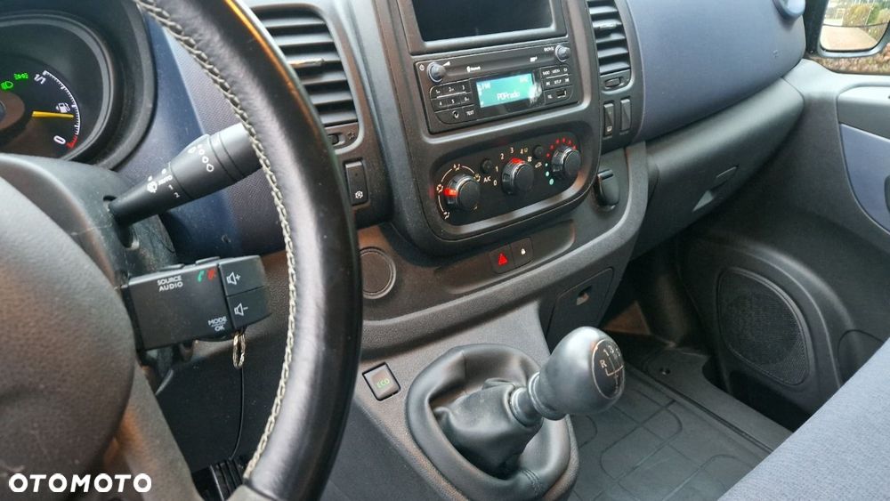 Opel VIVARO - 12