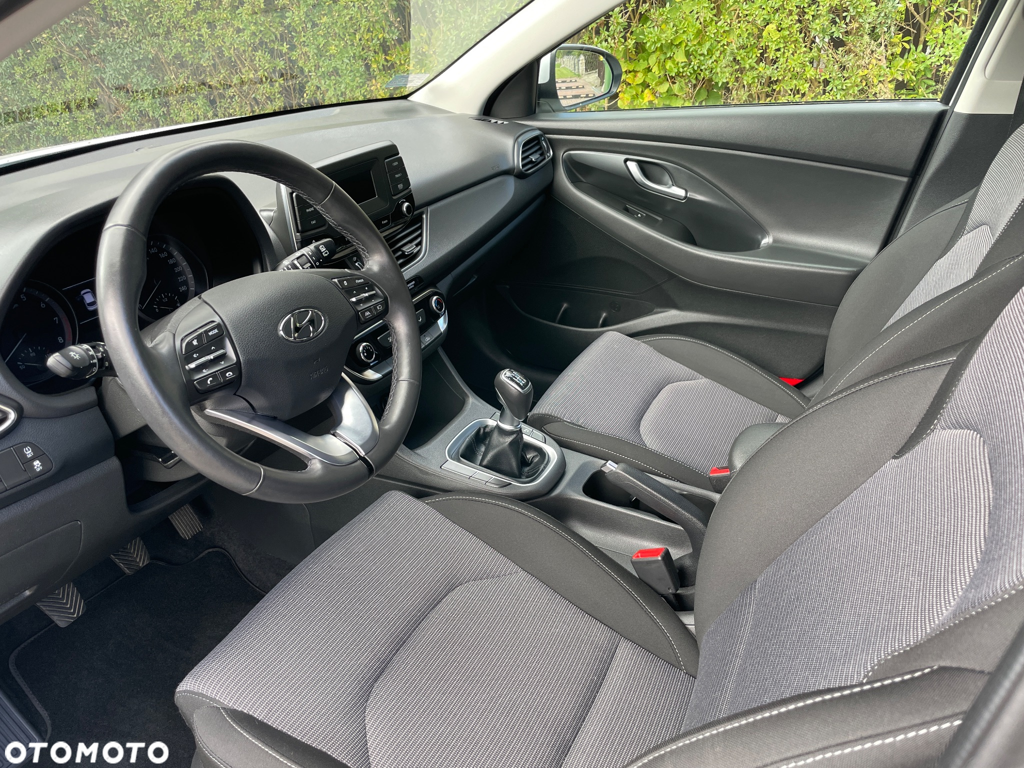 Hyundai i30 1.5 DPI Classic + - 22