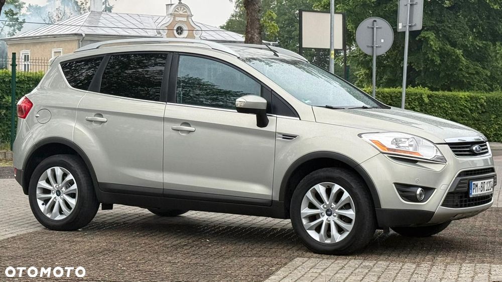 Ford Kuga 2.0 TDCi 4x4 Titanium - 31