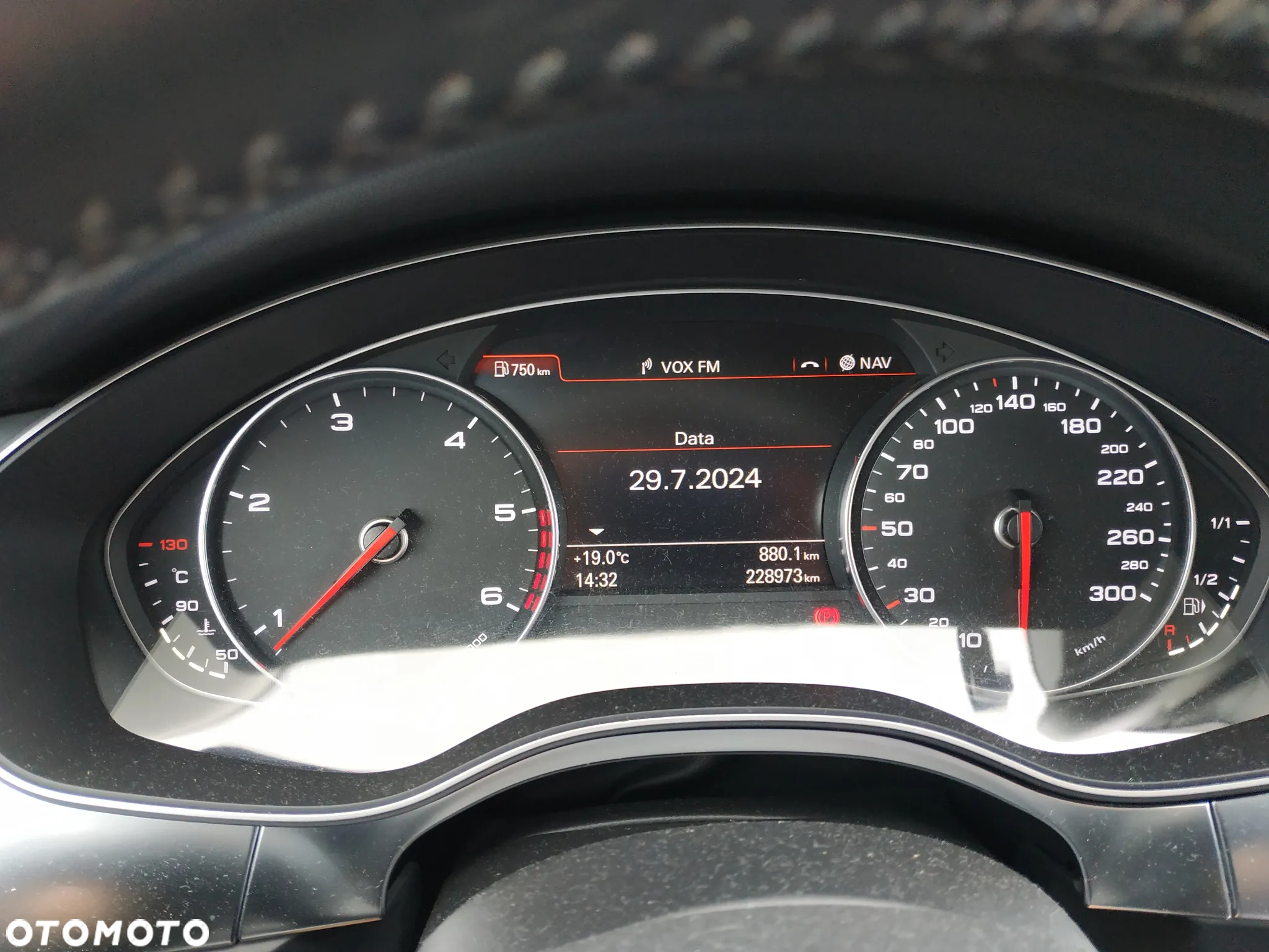Audi A6 - 6