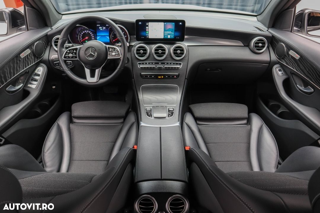 Mercedes-Benz GLC 300 de 4Matic 9G-TRONIC - 24