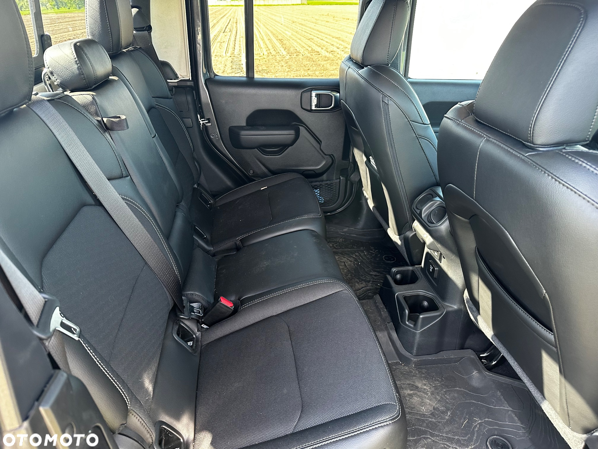 Jeep Gladiator - 10