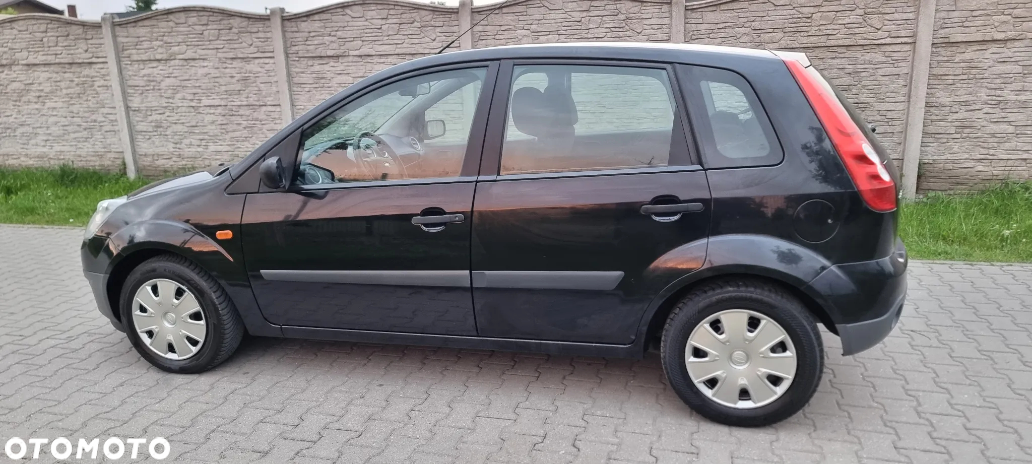 Ford Fiesta - 4