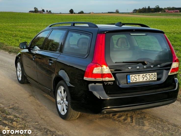Volvo V70 2016 photo 2