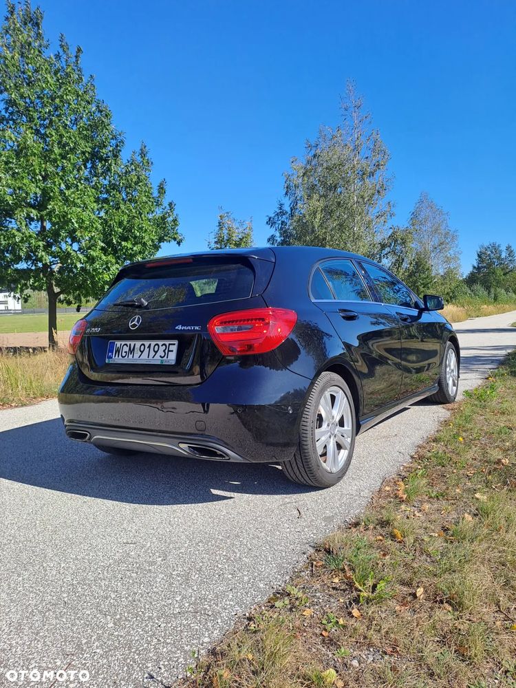 Mercedes-Benz Klasa A ver-220-4--matic - 5