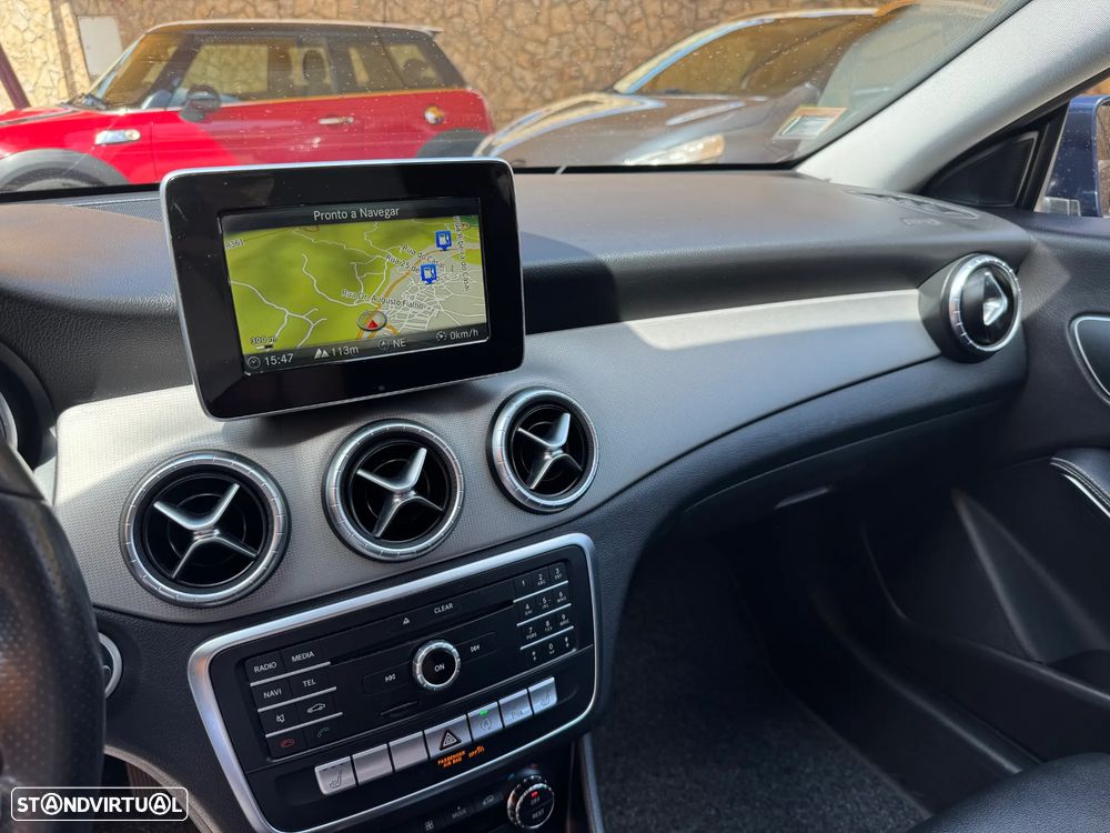 Mercedes-Benz CLA 180 d Shooting Brake Urban - 9