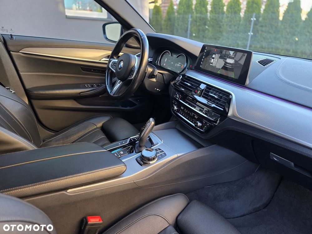 BMW Seria 5 540i xDrive M Sport sport - 21