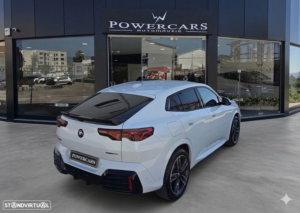 BMW iX2 eDrive20 Pack Desportivo M Pro - 13