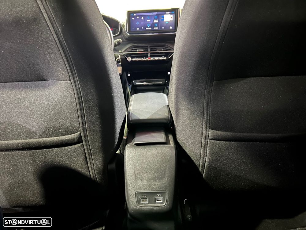 Peugeot 208 1.2 Hybrid Allure e-DCS6 - 20