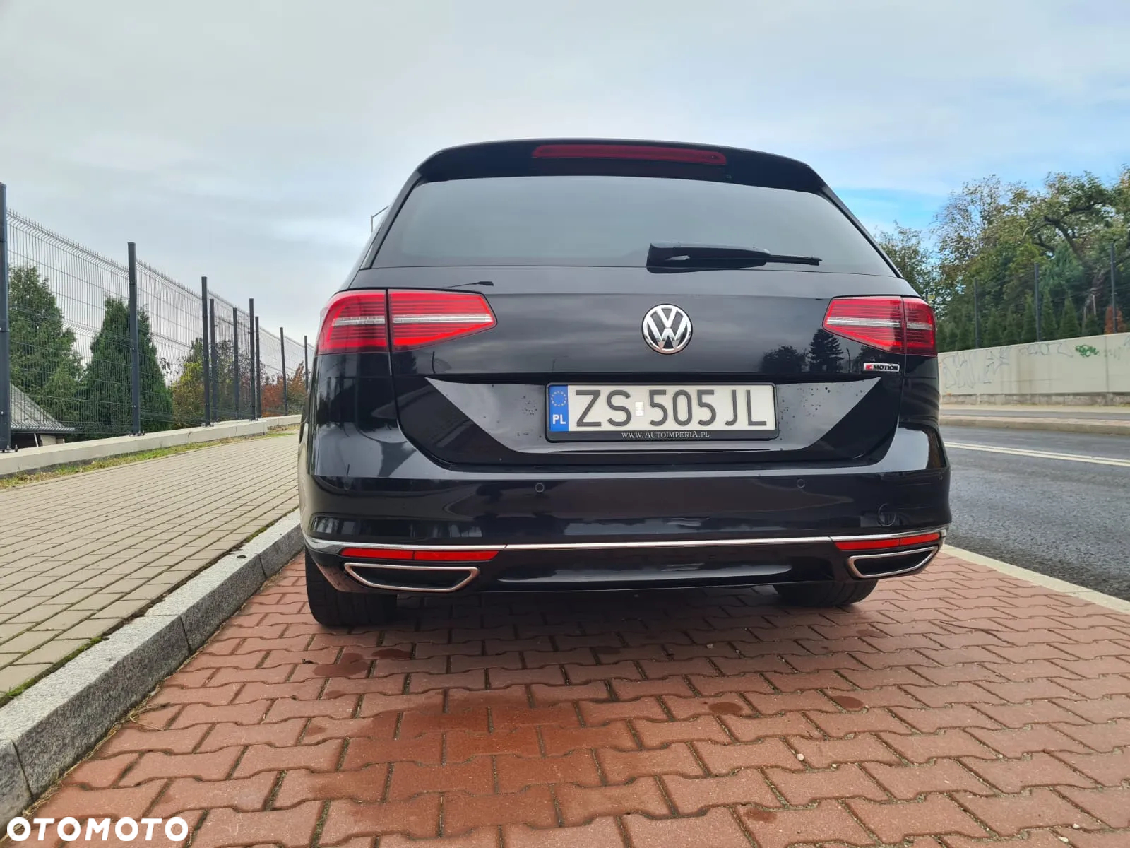 Volkswagen Passat 2.0 TDI Bi-Turbo BMT 4Mot Highline DSG - 2