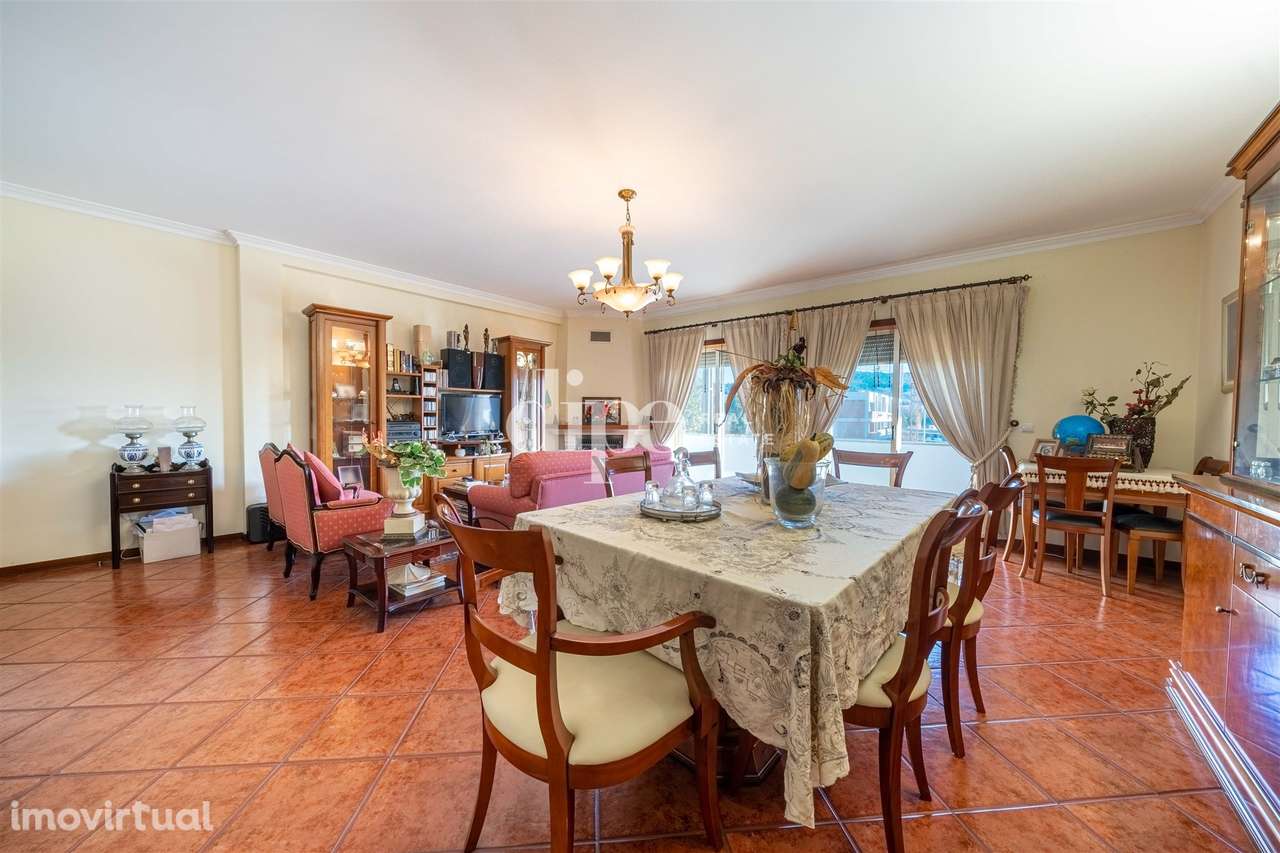 Moradia T3 com amplas áreas - Grande imagem: 5/19