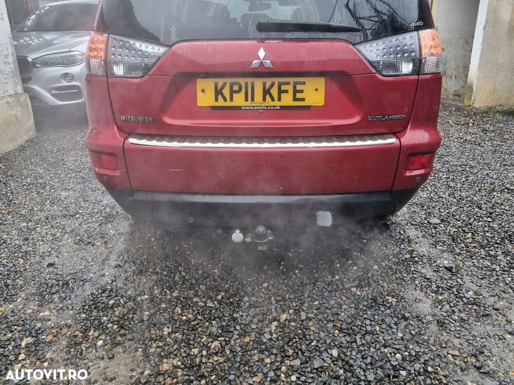 Haion Cu Luneta Mitsubishi Outlander Facelift 2009 - 2012 SUV 4 Usi ROSU (1149) - 1