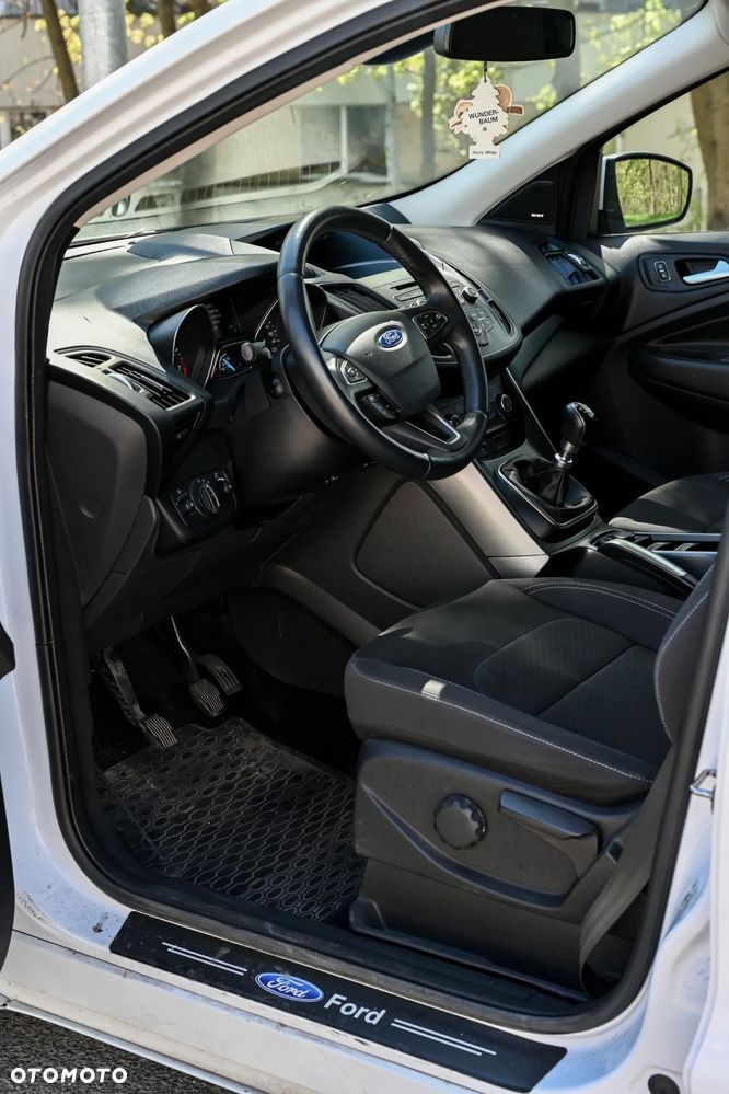 Ford Kuga - 7