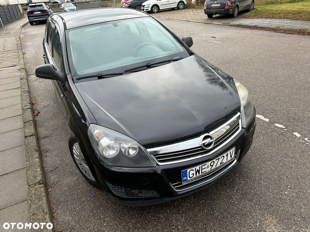 Opel Astra 1.7 CDTI DPF Design Edition - 2