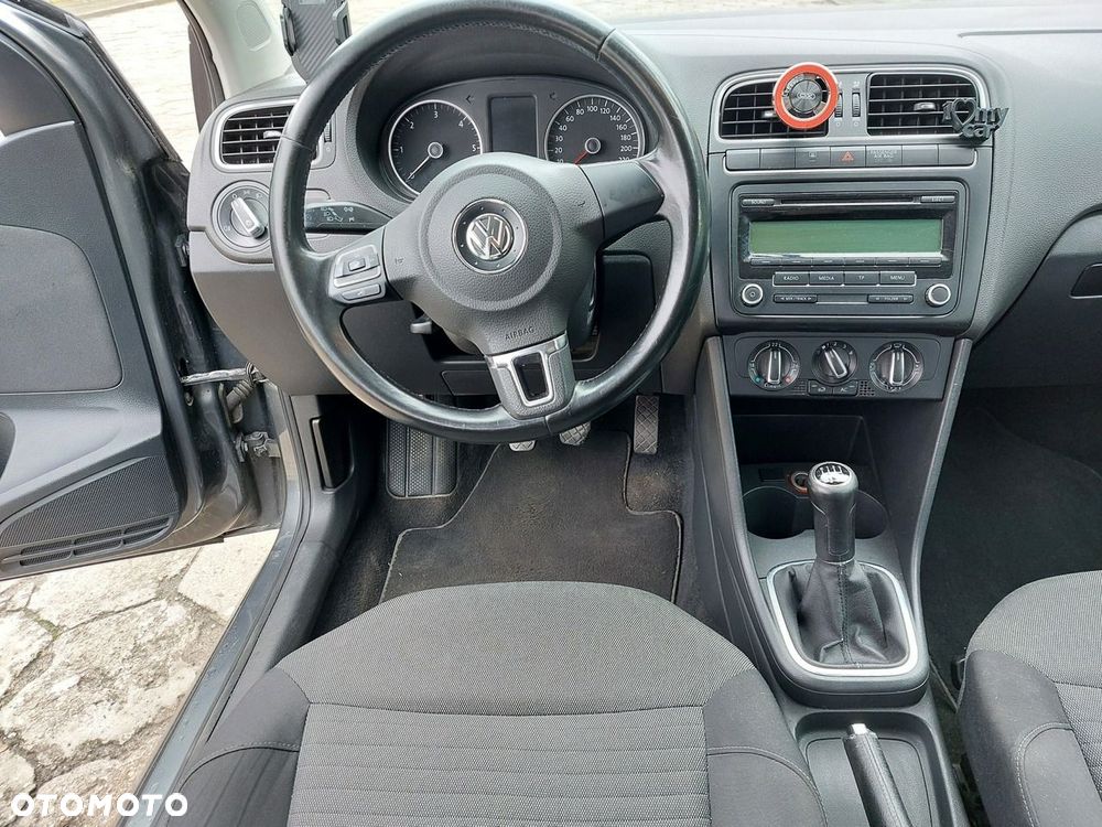 Volkswagen Polo - 11