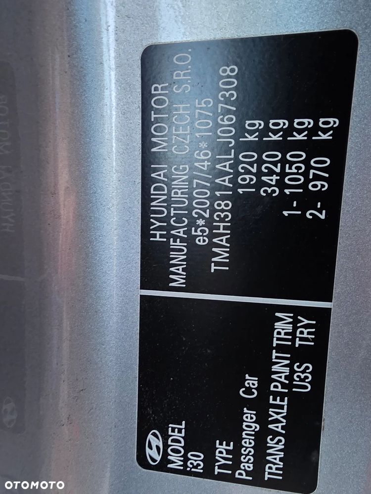 Hyundai i30 1.6 D Comfort - 33