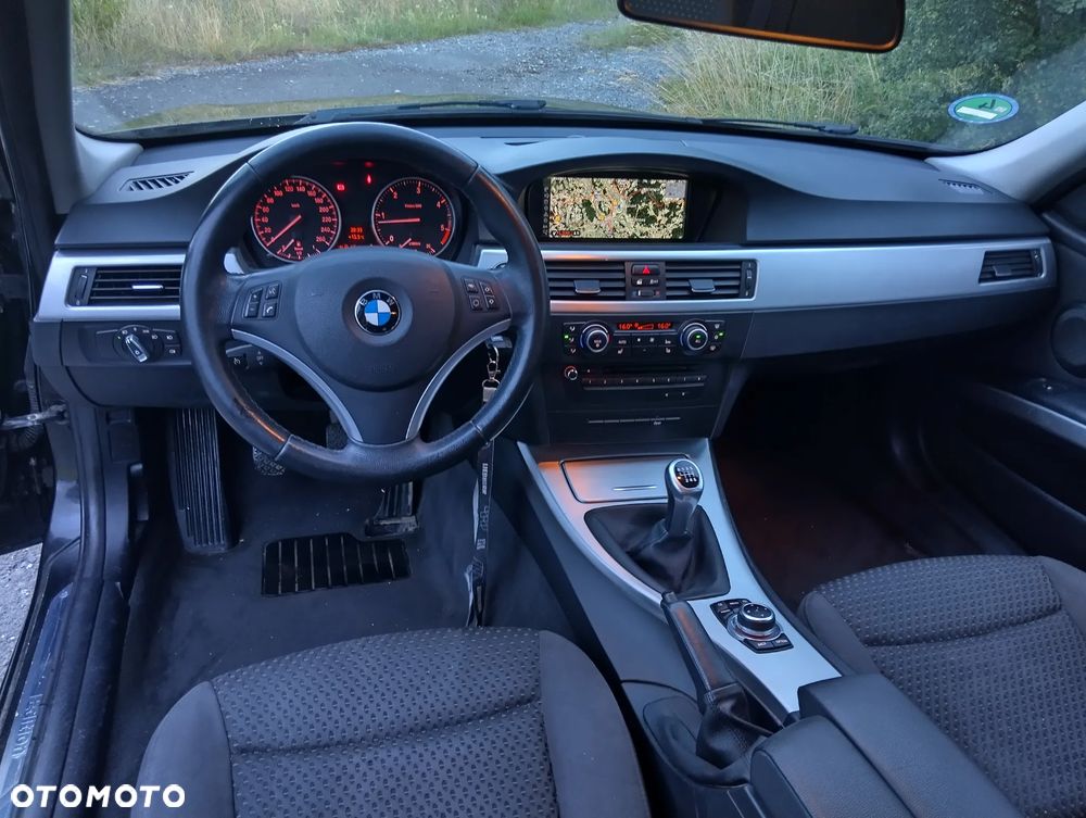 BMW Seria 3 - 1