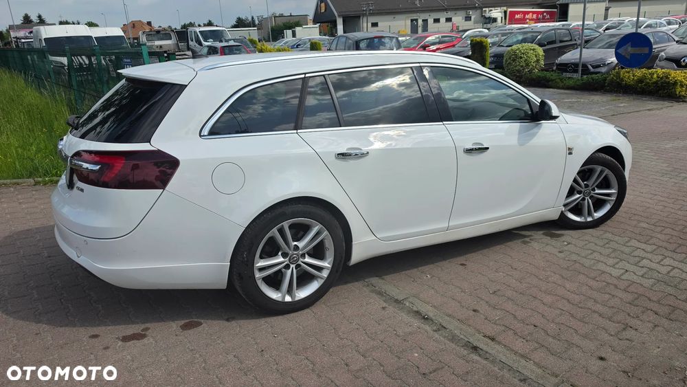 Opel Insignia - 18